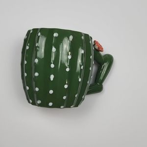 Vintage cactus coffee mug 🌵 ☕️ offers welcome